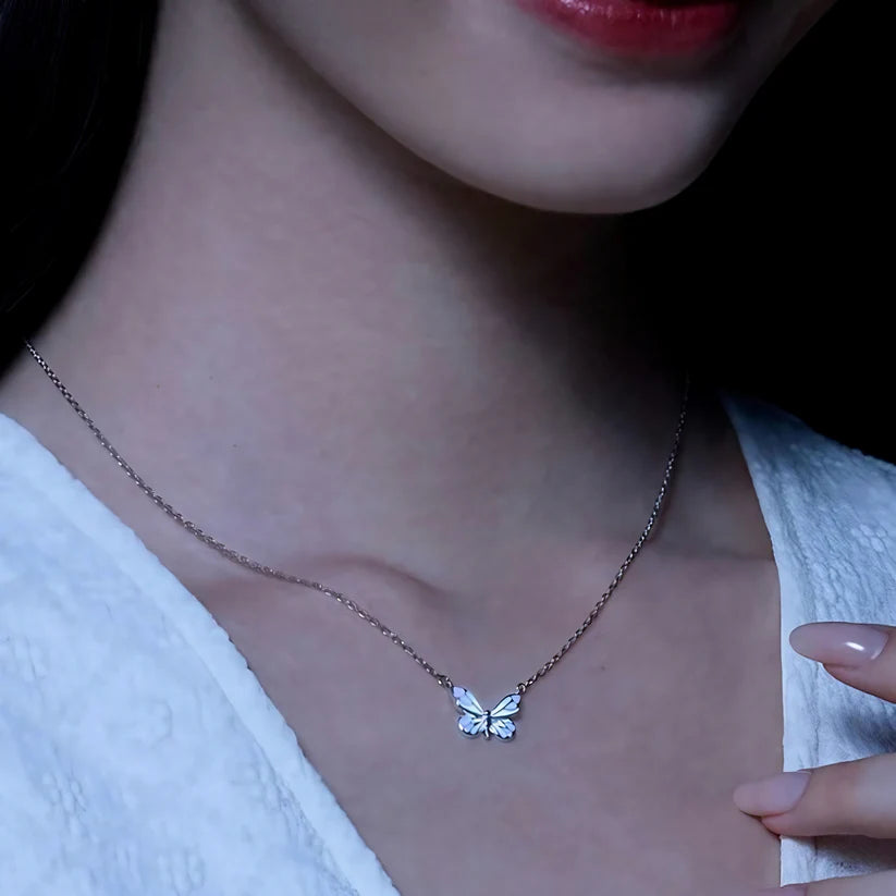 [Limited Edition] Moonlit Aurora Butterfly Necklace