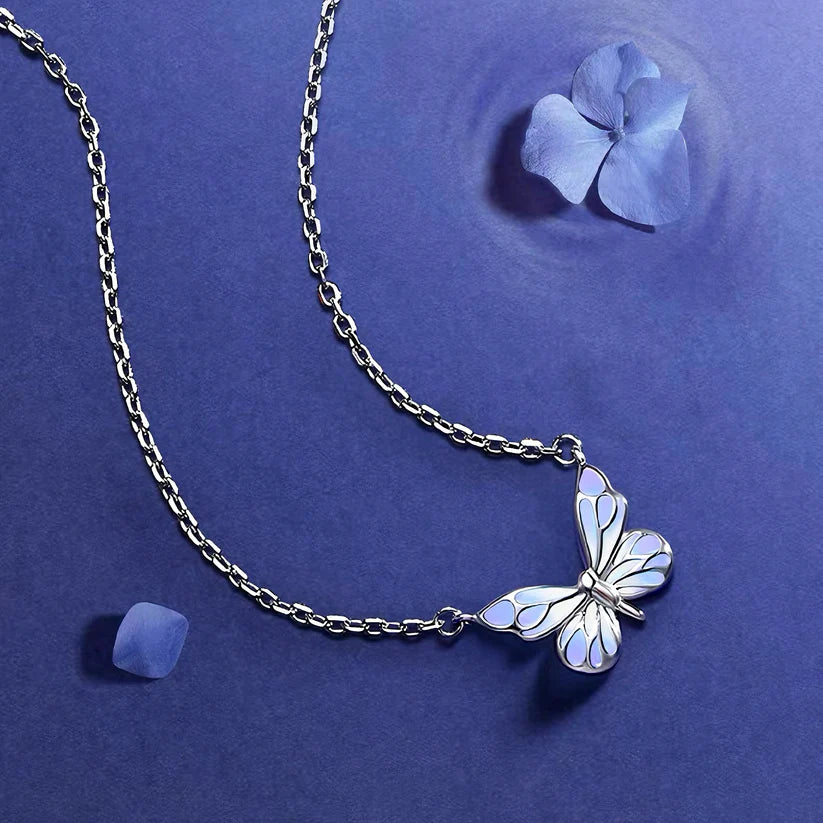 [Limited Edition] Moonlit Aurora Butterfly Necklace