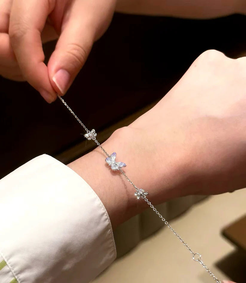 [Limited Edition] Moonlit Aurora Butterfly Bracelet